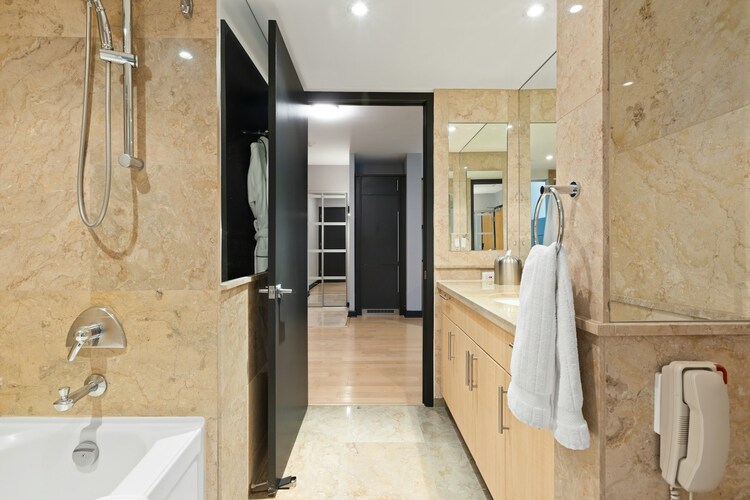 kamar mandi